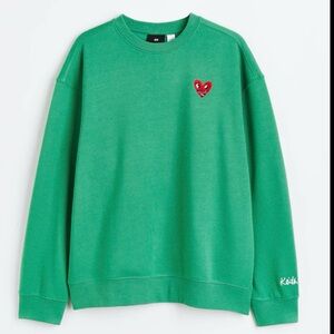 H&M x Keith Haring Crewneck Sweater with Heart design patch Detail size medium